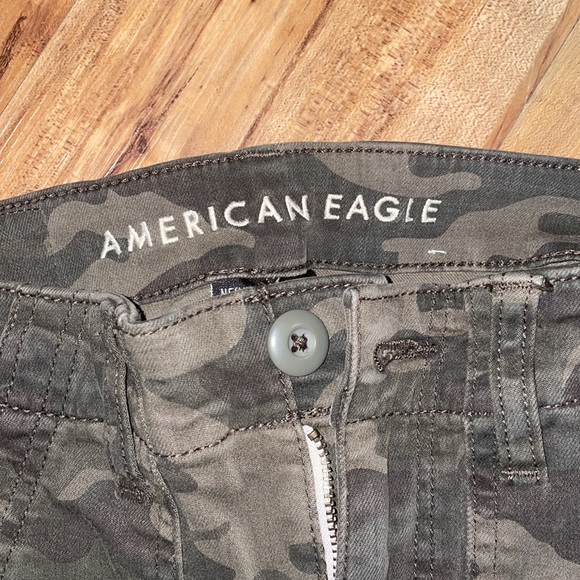 American Eagle Camo Jeggings - Picture 2 of 2